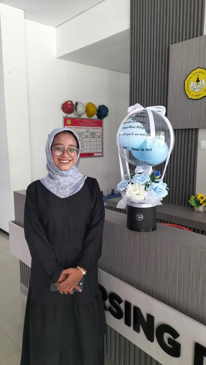 Thesis Defense Balloon Bloom Box