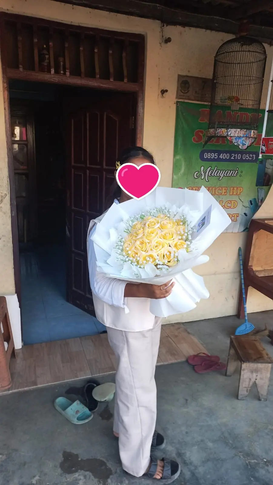 Round 18 Pink Roses Bouquet