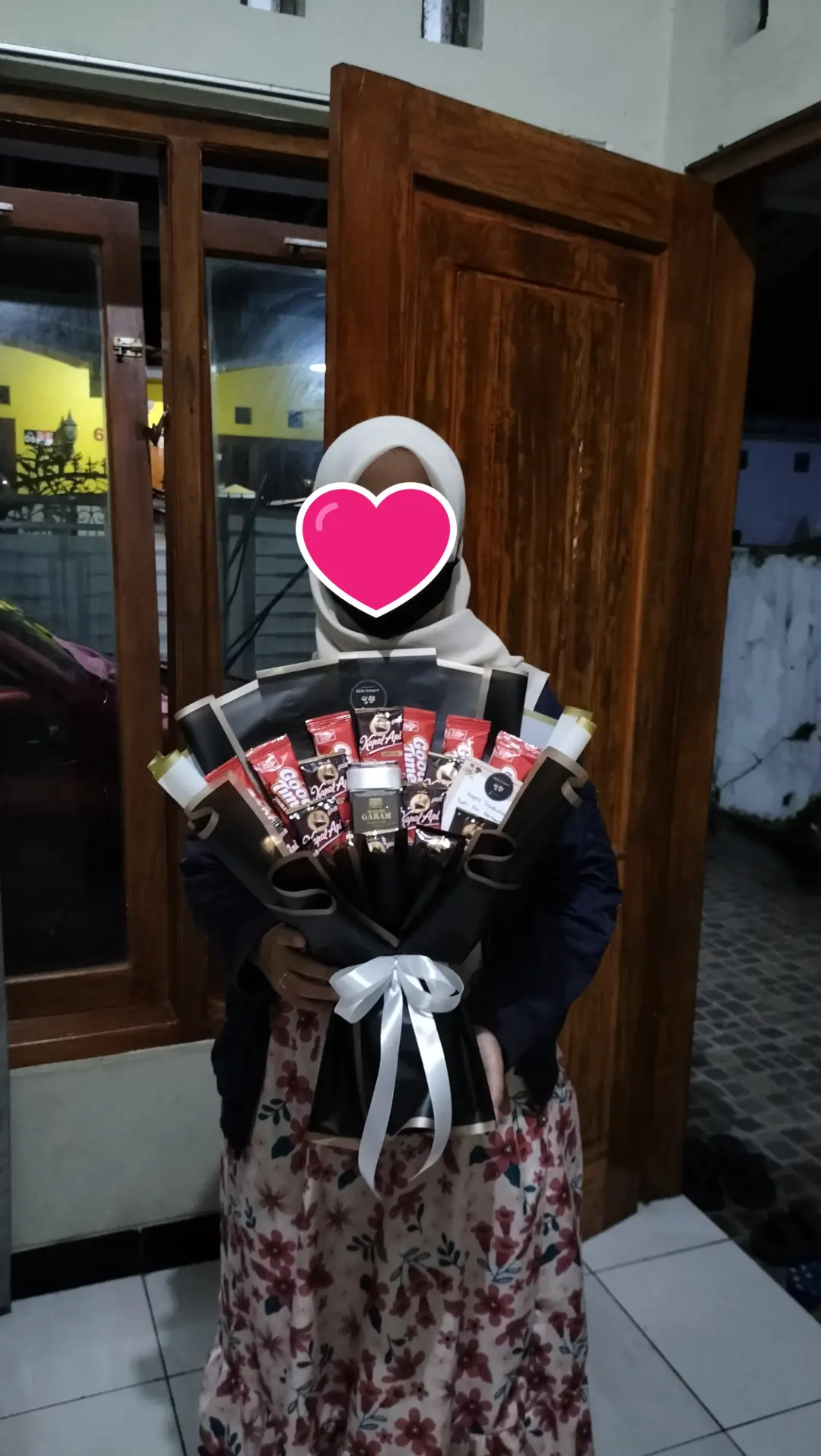 Gudang Garam Bouquet + Sachet Coffee