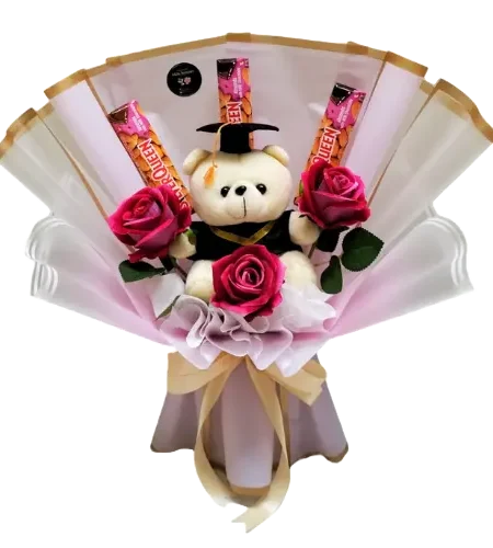 Jual buket wisuda silverqueen mawar merah boneka wisuda