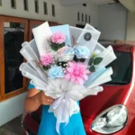 buket bunga mawar pink biru seminar proposal unwiku purwokerto