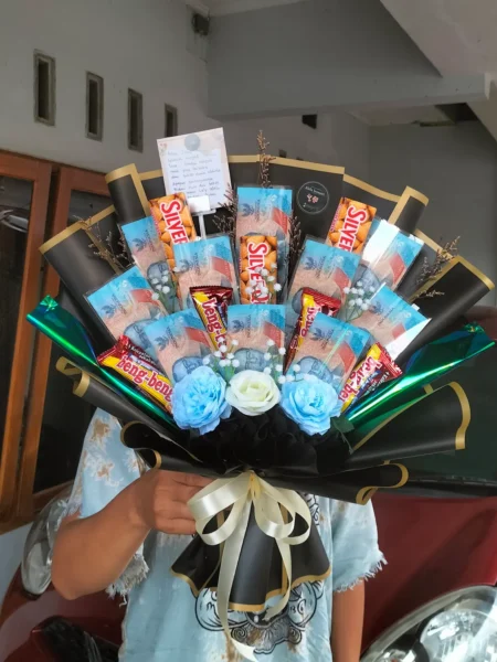 buket uang 50 ribu beng beng dan silverqueen 22gr untuk ultah bisa kirim area Purwokerto