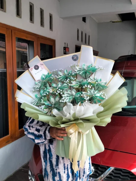Buket Uang 20 Ribu isi 60 lembar Purwokerto Minister Cash untuk momen ultah anniversary di purwokerto