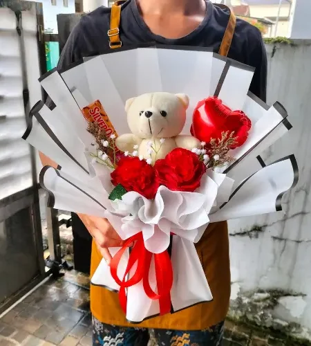 buket valentine harga murah isi 1 silverqueen dan boneka teddy bear